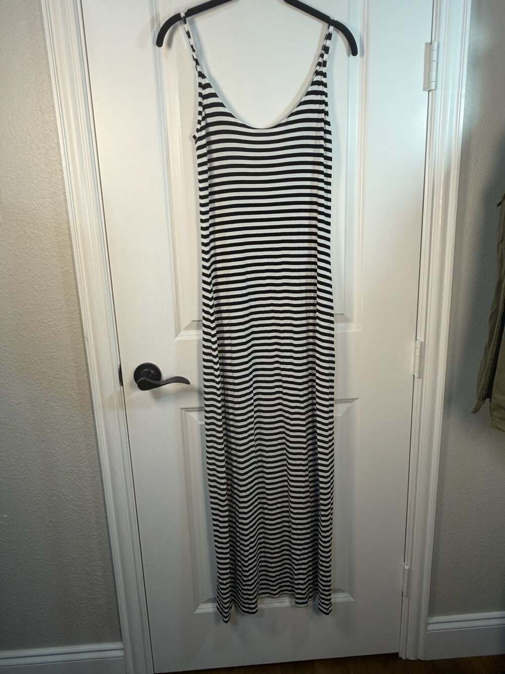 O'Neill Black and White Striped Criss-Cross Back Maxi Dress Size XS